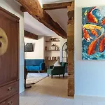 Hébergement de vacances Chateau - Natural Luxury And Historic Charm