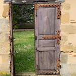 Chateau - Natural Luxury And Historic Charm