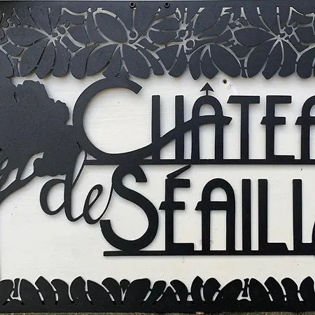 Chateau - Natural Luxury And Historic Charm
